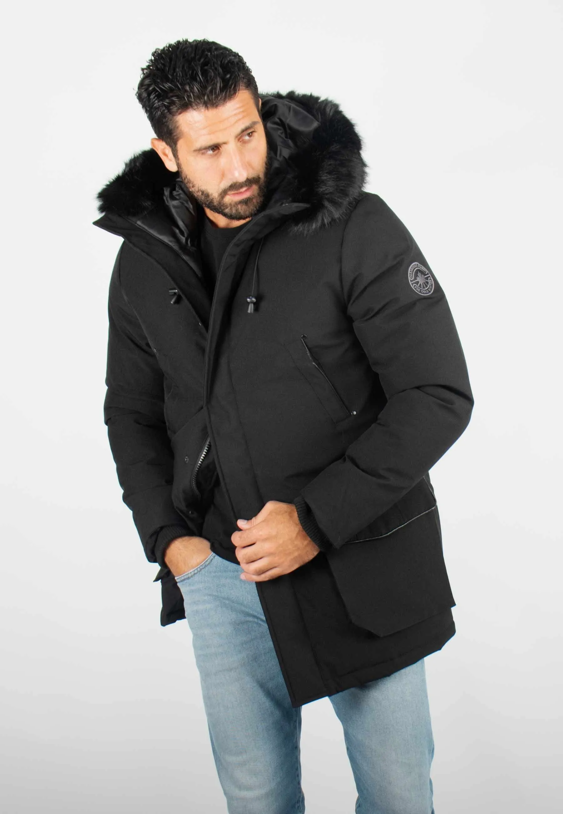 Parka noir Homme à Capuche avec Fourrure Synthétique noire – Élégance et Confort pour l'Hiver